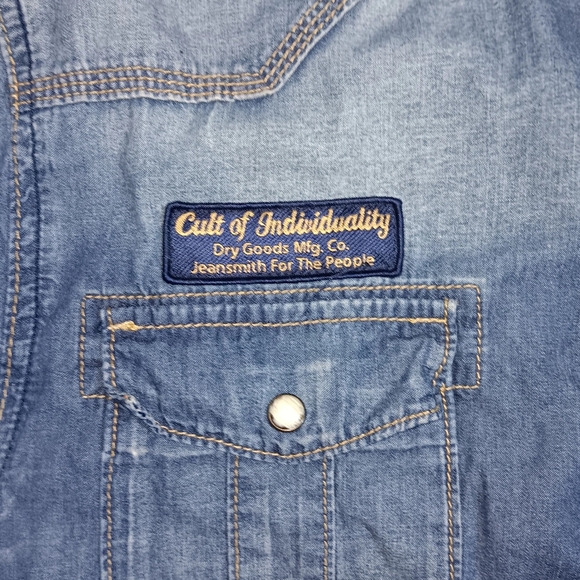 Cult of individuality - Picture 2 of 3